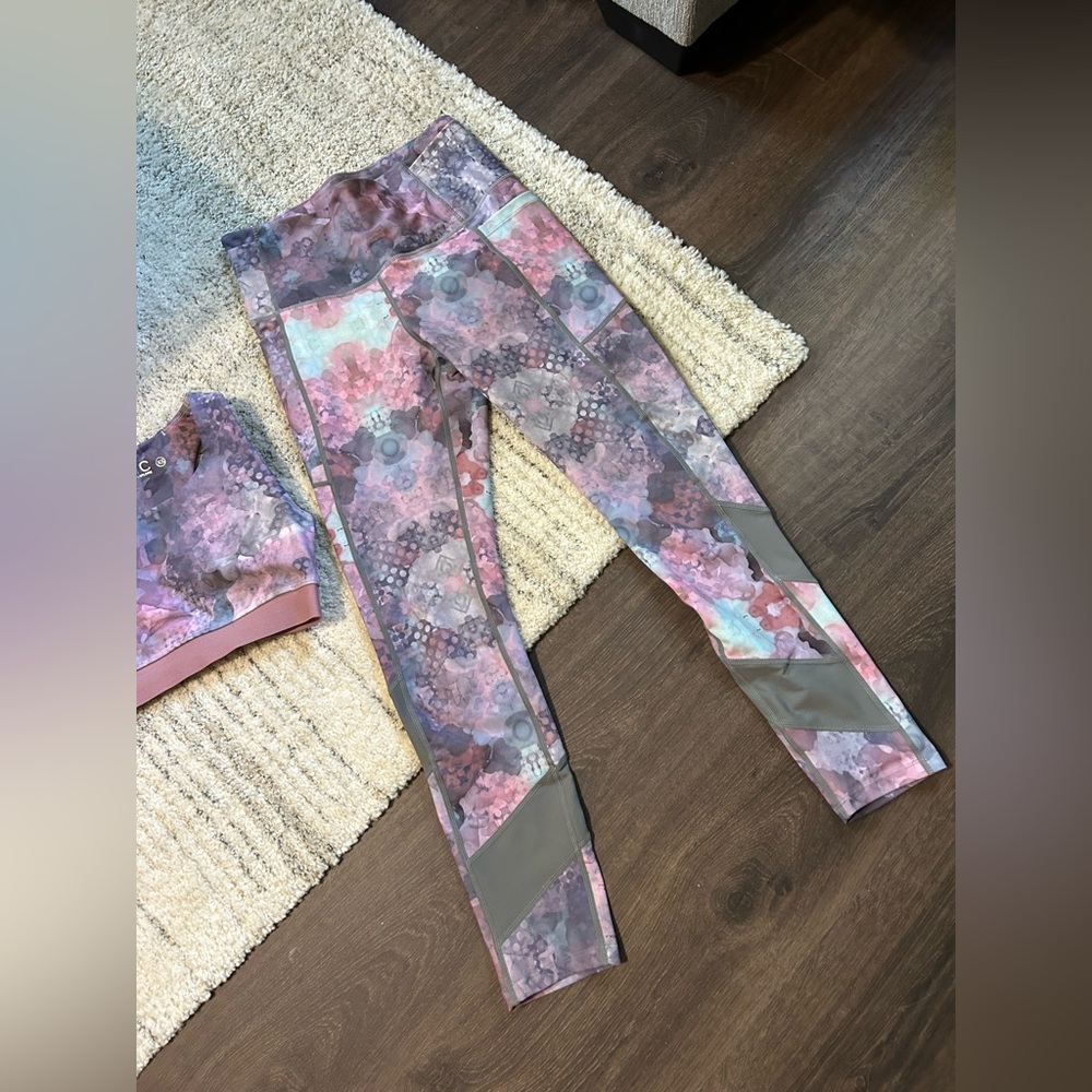 Linc Active Lilac Multi Patterned Workout Legging… - image 4